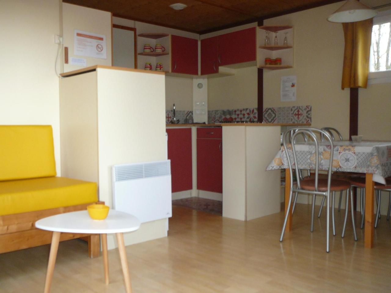 Les Chalets Des Mousquetaires Mirepoix  ภายนอก รูปภาพ